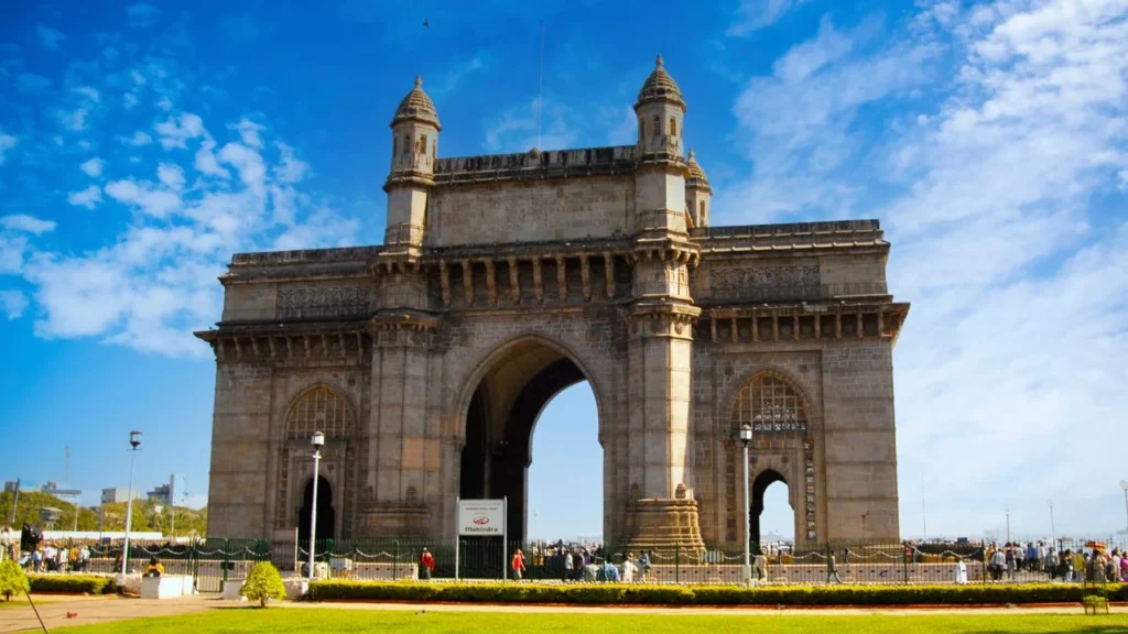 Best Place to Visit in Mumbai Entry of India the Icon of Mumbai