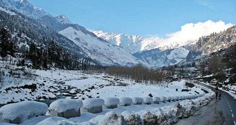 Best Place to Visit In Himachal, Manali is also a winter best place to visit 