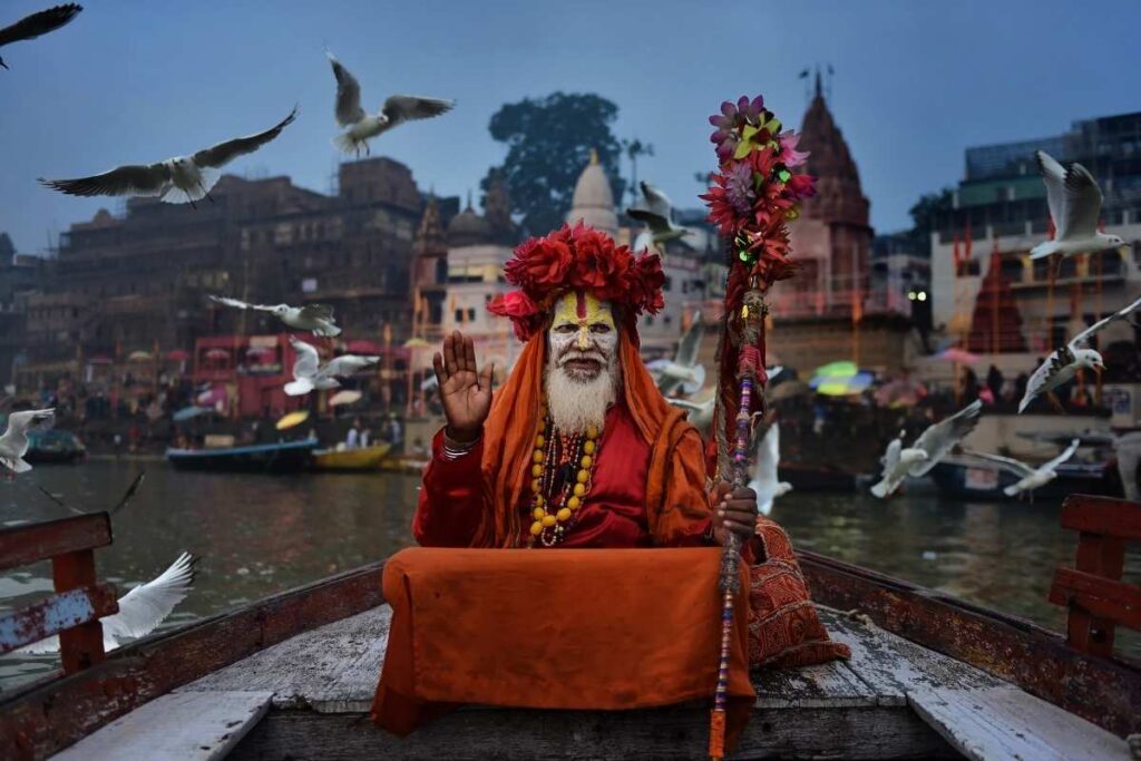 Best Place to visit in India, Varanasi is famous for oldest cultural and spiritual 